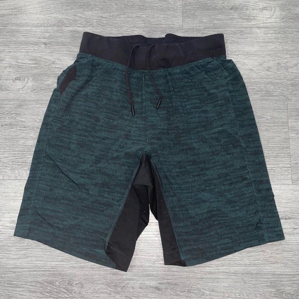 Lululemon T.H.E. Short Mens Small Luxtreme Liner 9" Amplified Dark Emerald Black